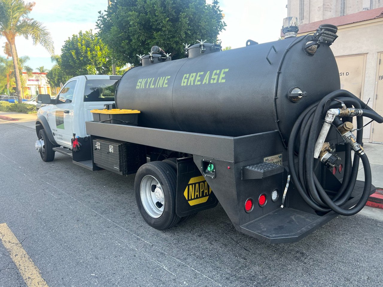 Skyline used cooking oil collection truck at a Los Angeles restaurant
